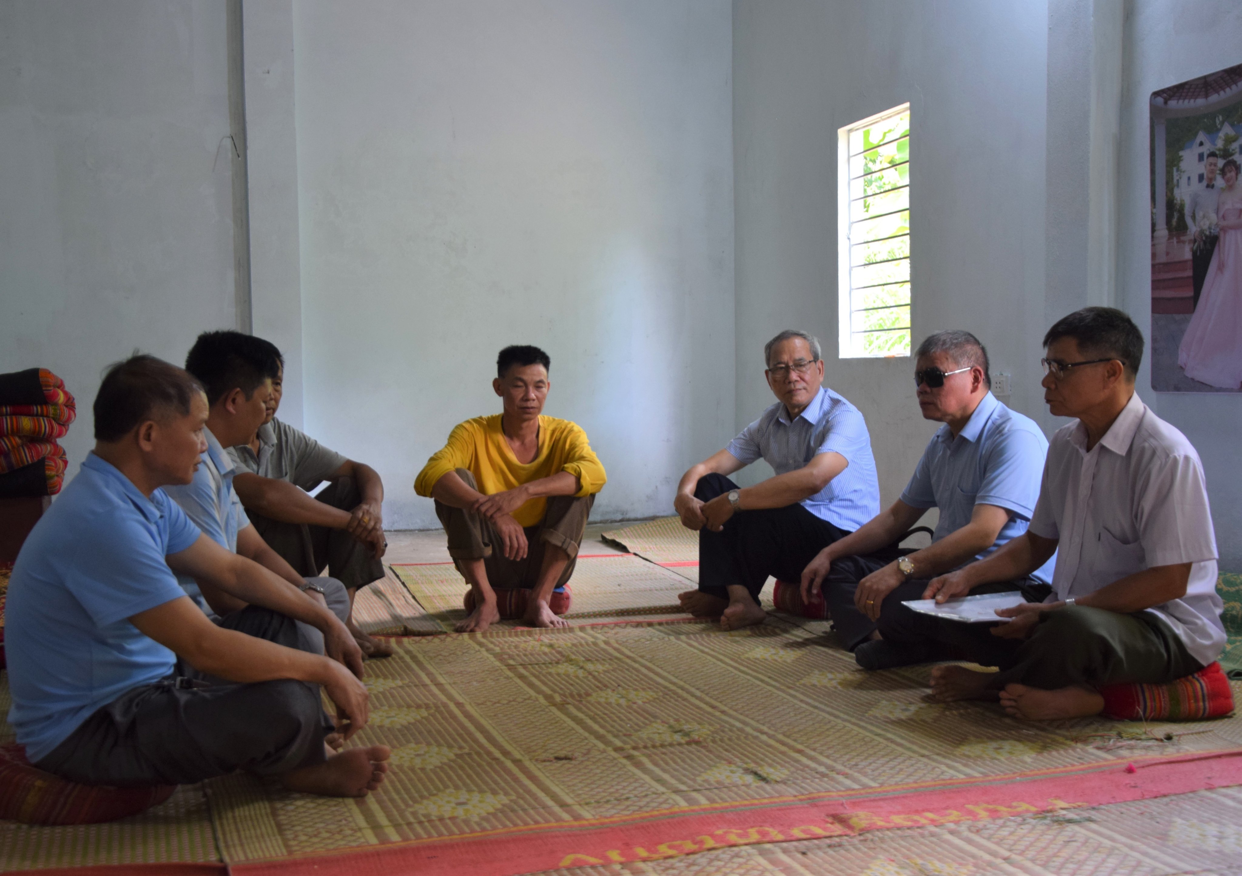 Tỉnh hội Sơn La trao tiền hỗ trợ làm nhà cho hội viên
